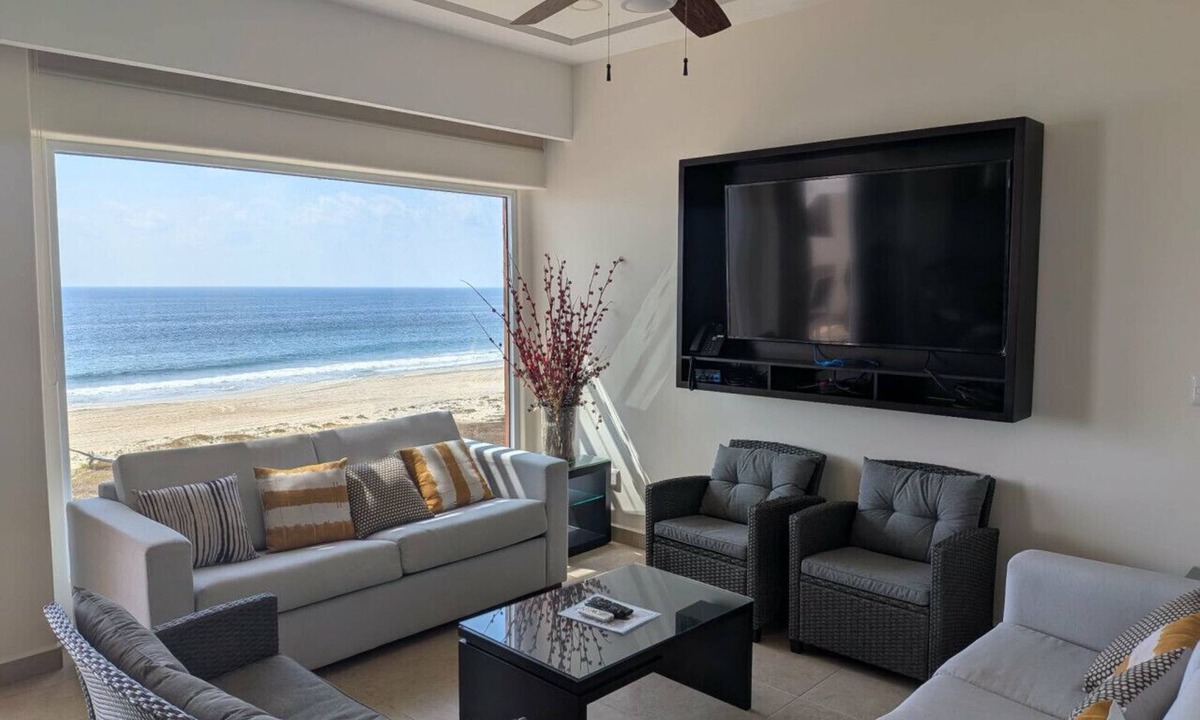 San Pedro Mixtepec Condo | 1334 Marino, 6th floor Ocean Front 2 bedroom