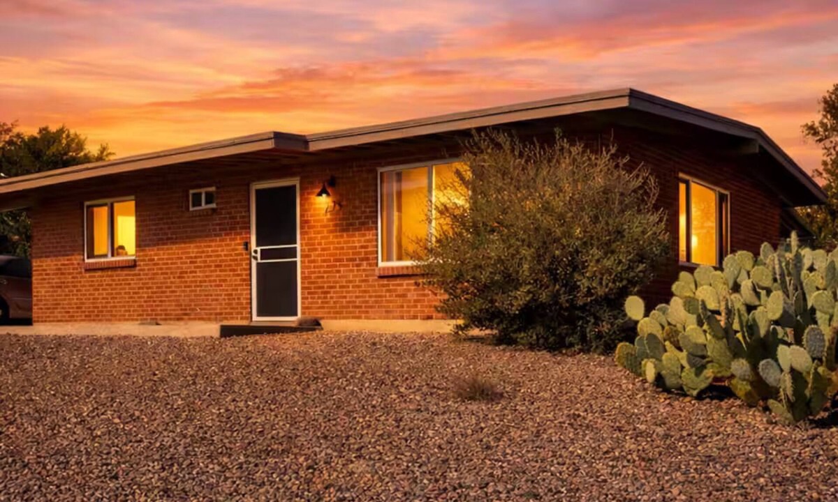 Tucson House | 2BR/2BA Westside Retreat | Kitchen + Backyard Dining