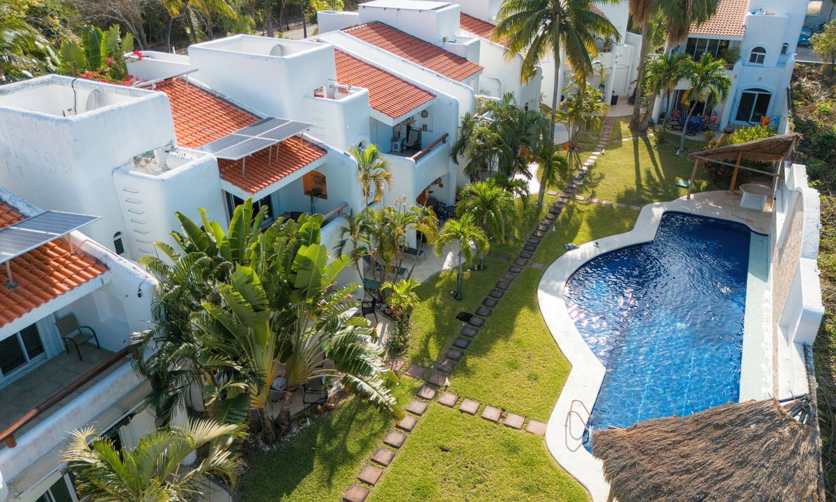 Playacar Villa | 3 Bedroom villa with pool - Mayamar G9