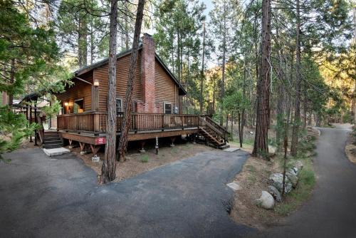 North Wawona Ski Chalet | 34 Grandmas Cabin