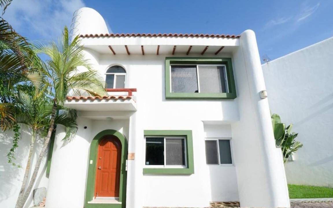 Playacar Villa | 400 m² Villa ∙ 7 bedrooms ∙ 19 guests