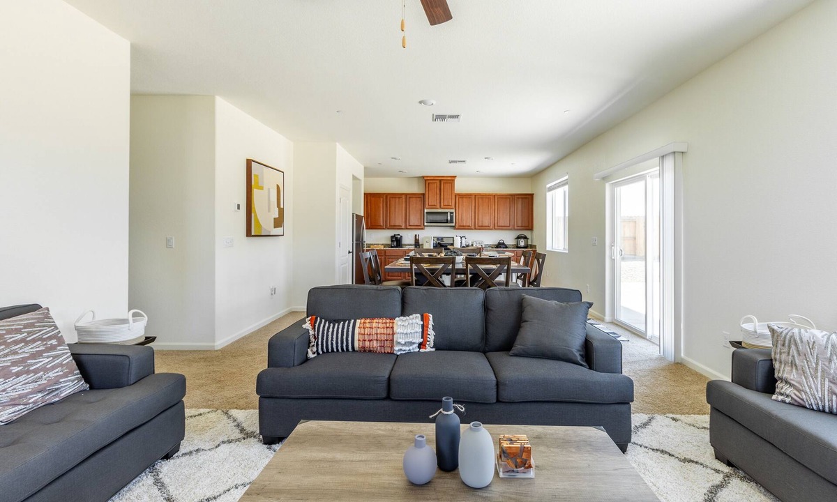 Linda House | 5BR Home Hard Rock Casino & Beale AFB Area
