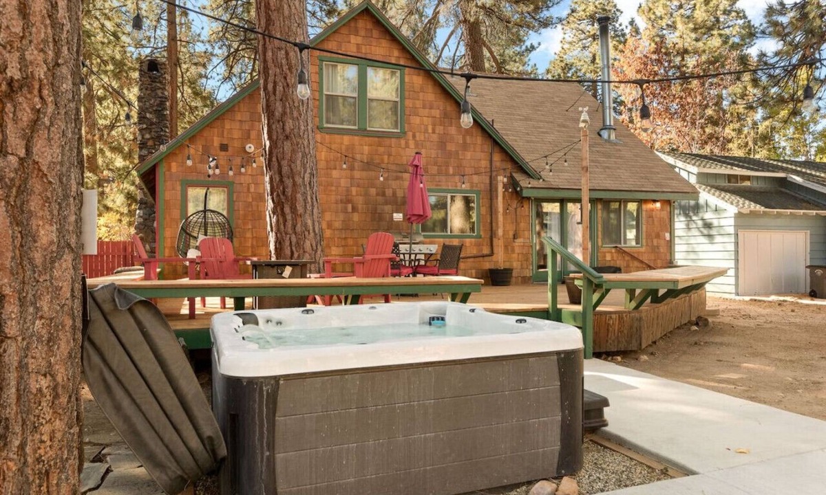 Boulder Bay Cabin | A rustic retreat nestled in the heart of Boulder Bay