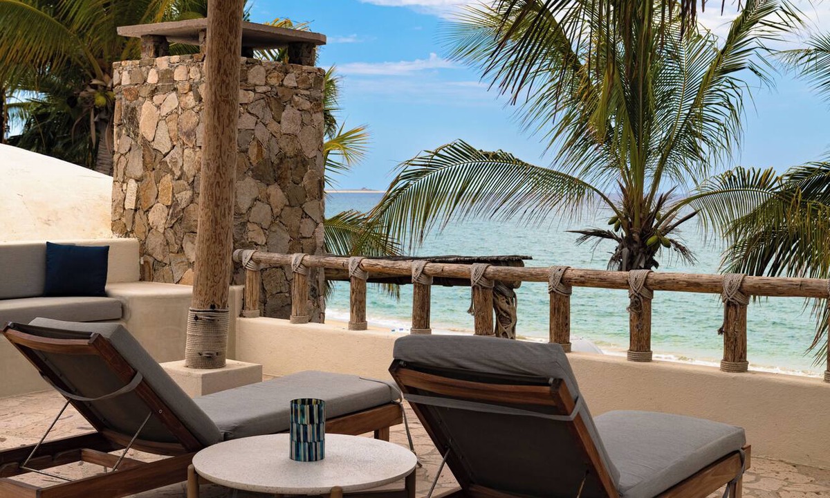 Mexican Riviera House | Bay Low House, a luxury all-inclusive beachfront property.