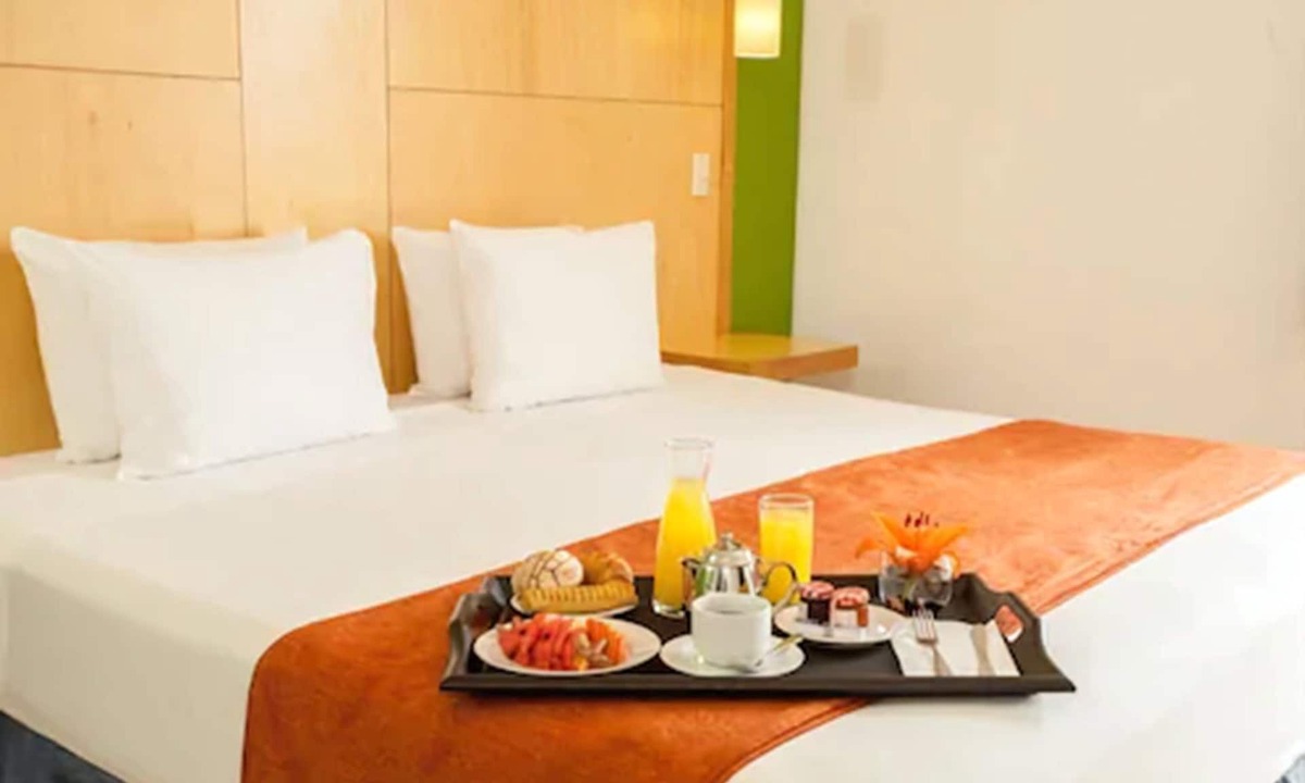 Lazaro Cardenas Hotel | Baymont Inn and Suites Lazaro Cardenas