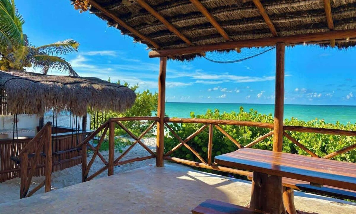 Chuburna Puerto House | Beachfront House w/Private Terrace Bar & Kayak
