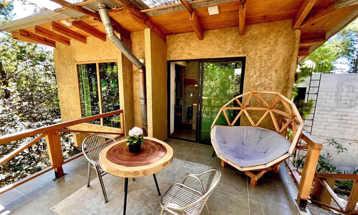Zinacantan Cabin | Beautiful cabin in the middle of the forest, Cabaña Colibrí.