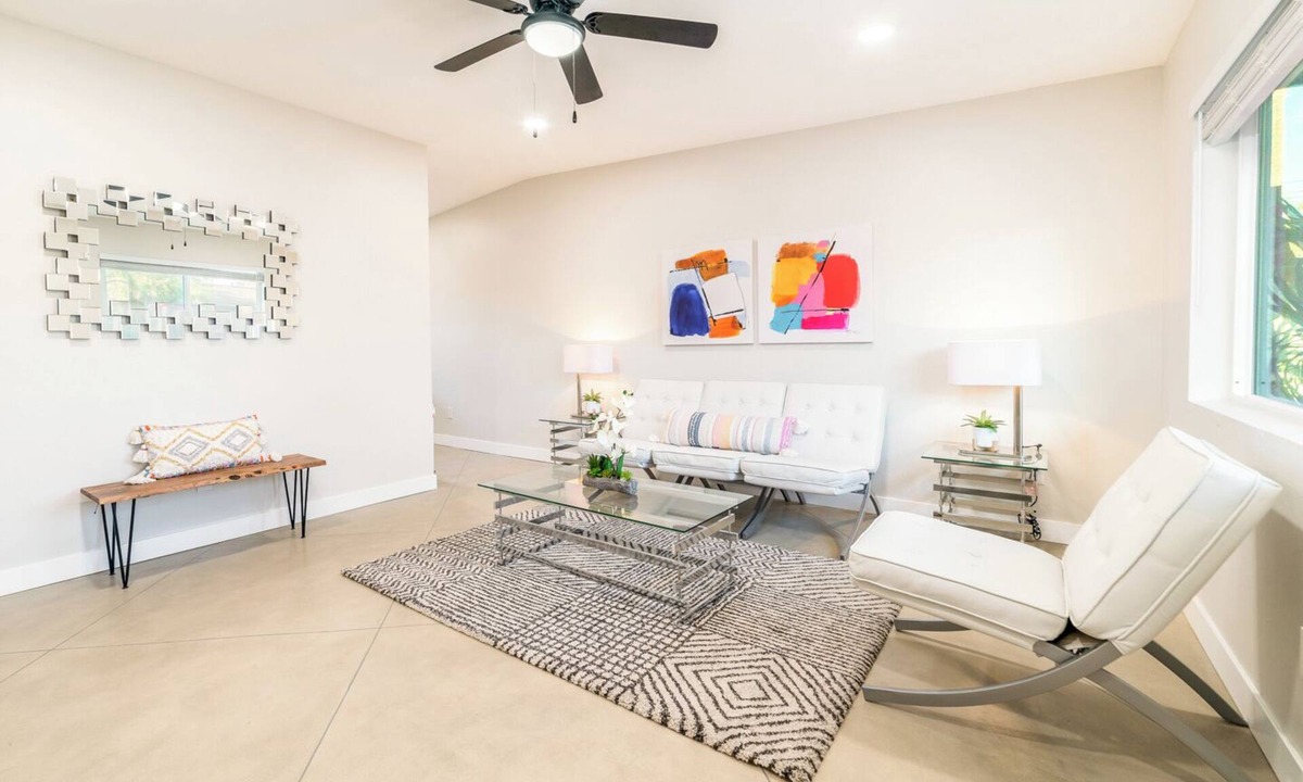 Palo Verde House | Beautiful 2-bedroom townhome with AC in sunny Tucson