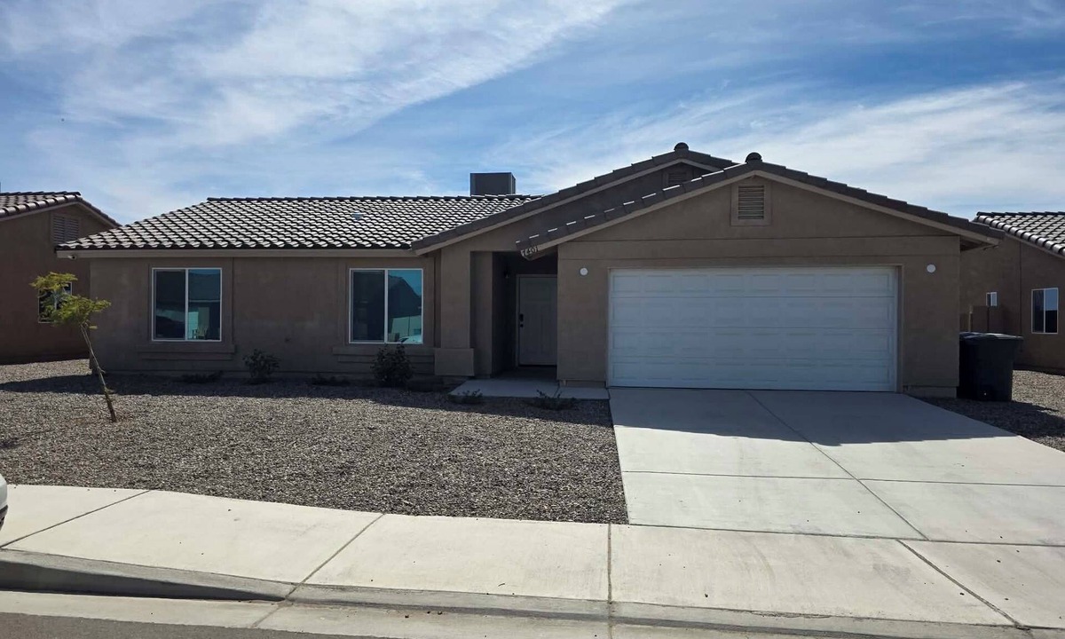 Yuma House | Beautiful 3-bedroom house with AC in wonderful Yuma
