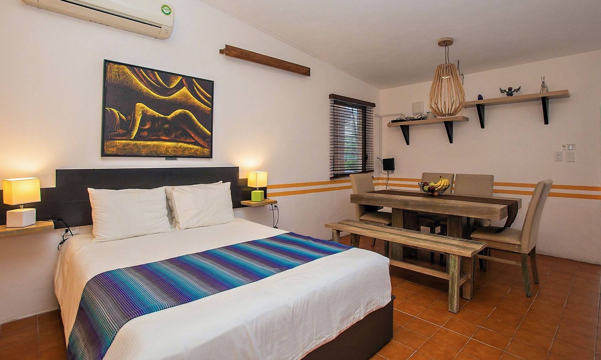 Colonia Andres Apartment | Beautiful Cozy and Clean Loft 3 blocks from Ocean