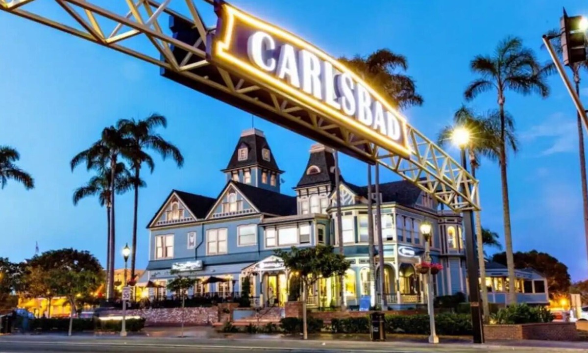 Carlsbad Village House | Beautiful Ocean views 4-bedroom house in Carlsbad,WiFi, AC, family game room
