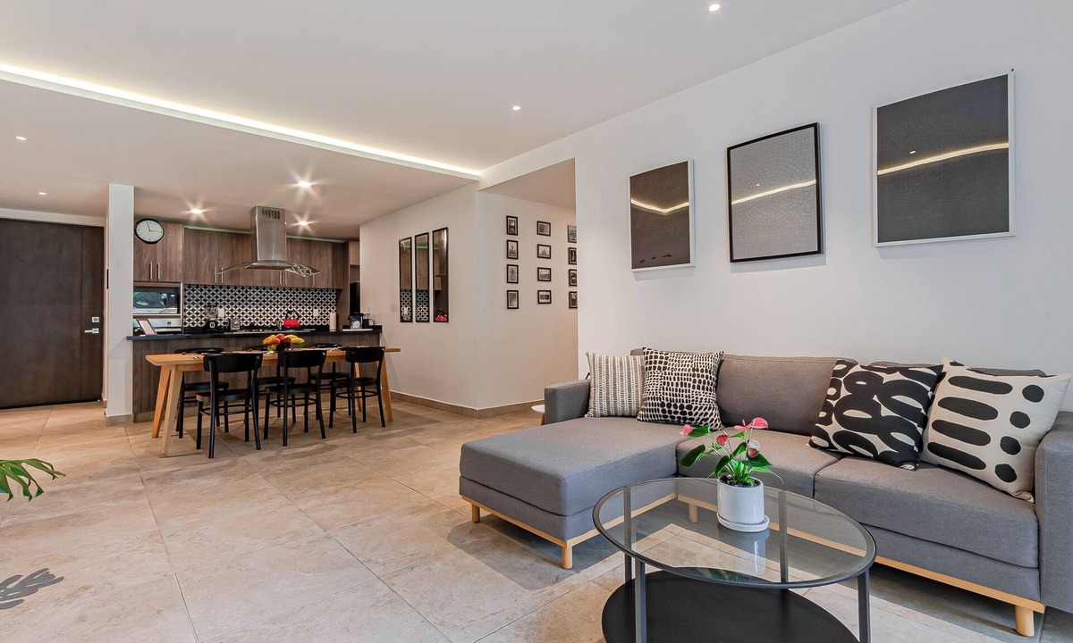Tlaltenango Apartment | Black & White Apartment, an oasis in Cuernavaca