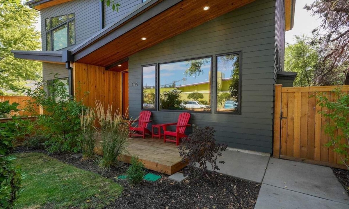 River West House | Bluebird Day - Cascade Modern Experience luxury in this 3BR townhome in scenic Bend, OR.
