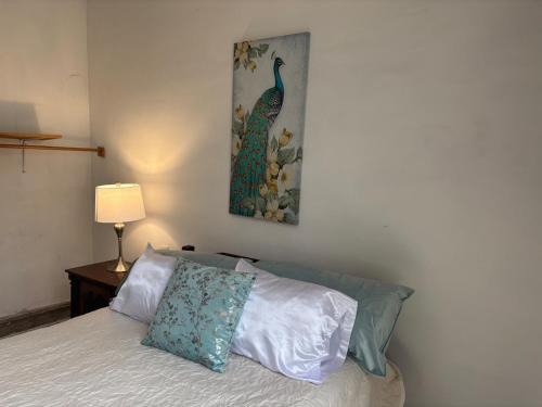 Cordoba House | Bright Room