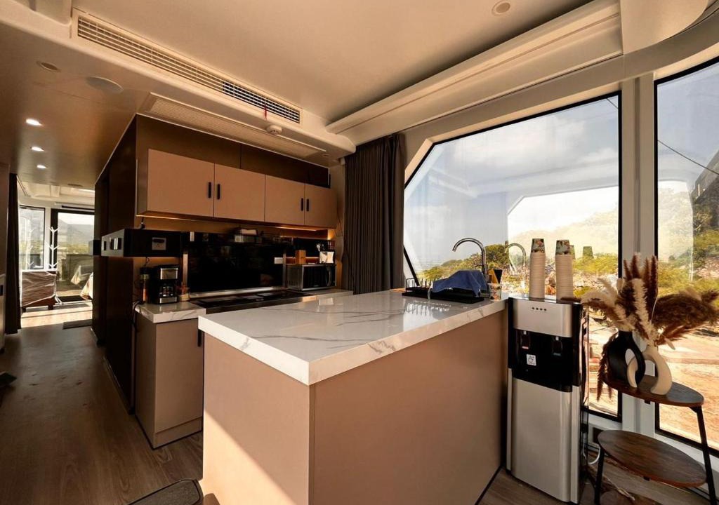 Queretaro Cabin | Capsule Mountain