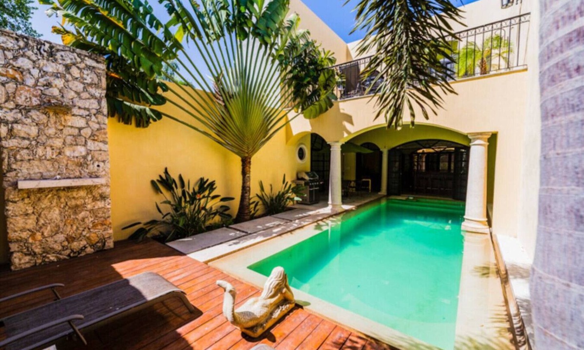 Zona Paseo Montejo House | Casa La Ti Da | Design & Private Pool Santa Ana