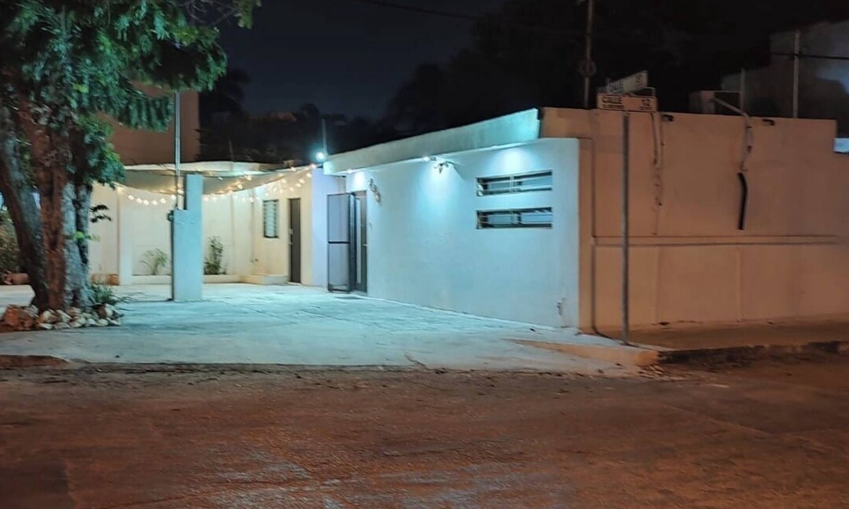 Merida House | Casa Lluvia DE ORO