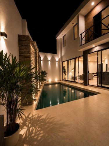 Cuautla House | Casa Luna con alberca privada y billar