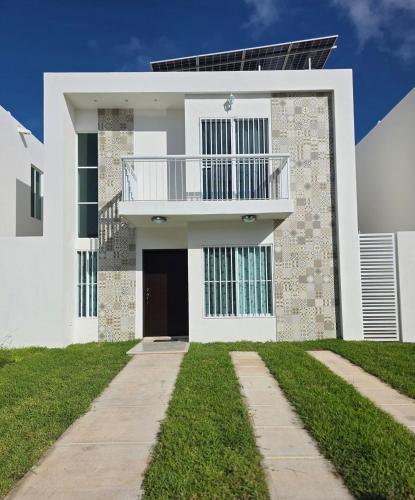 Merida House | Casa Moderna en Fraccionamiento