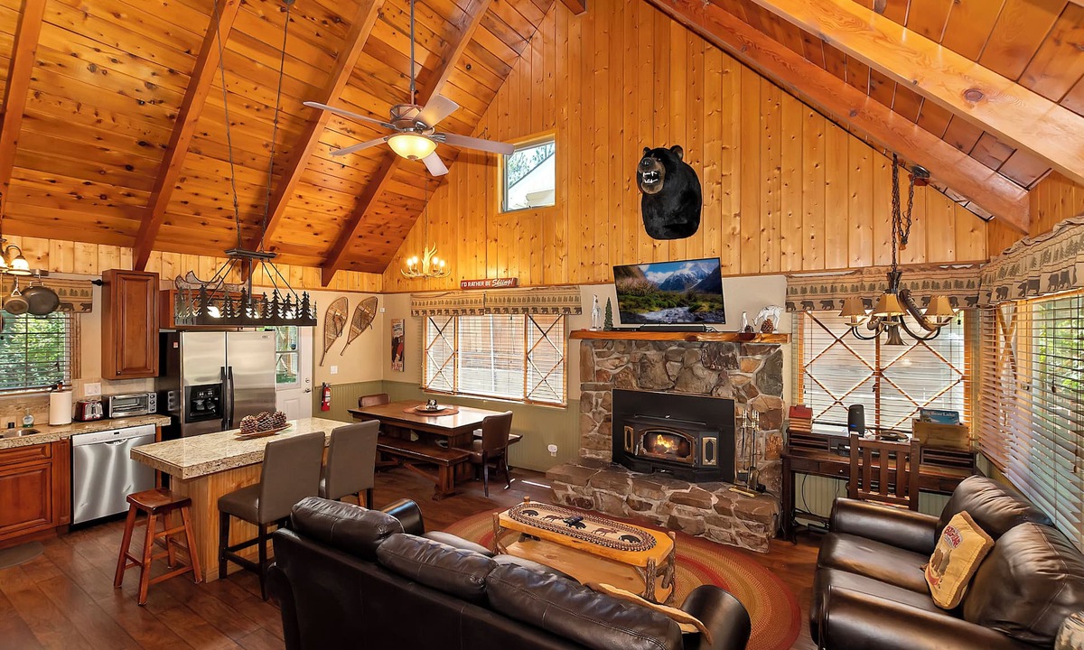 Fox Farm Cabin | Central AC in main Cabin. "Stay cool, my friends!"