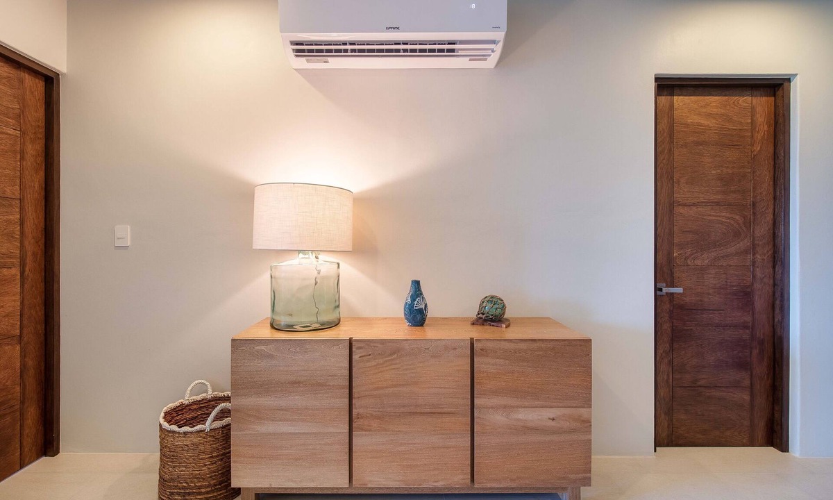 Arrecife Condo | Centrally located with private roof terrace & private plunge pool!
