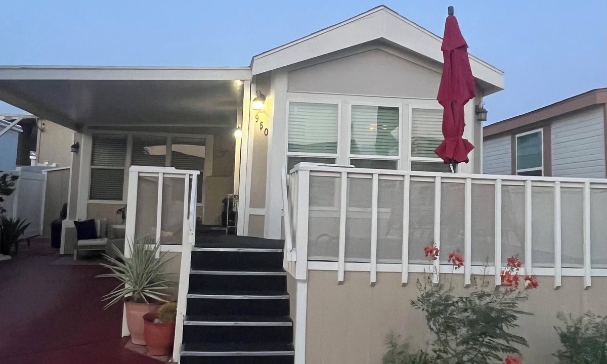 Desert Hot Springs Cottage | Charming Cottage Tiny Home in quiet Hot Springs Resort & Pickleball Paradise