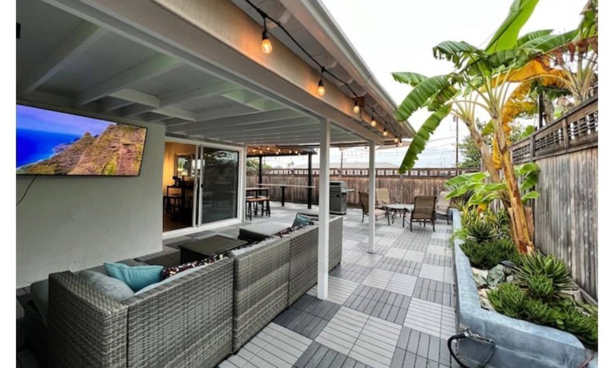 National City House | Cheerful 3BD home with free parking on premises