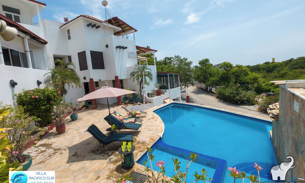 Santa Maria Huatulco Apartment | Close to Arrocito beach, ocean view condo for 2 to 6 persons.