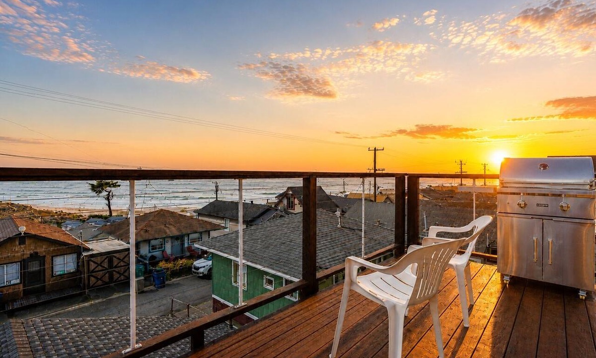 Dillon Beach Cabin | Dillon Beach! 5-Star Retreat!Dog OK~Walk to Beach~WiFi–The Lookout
