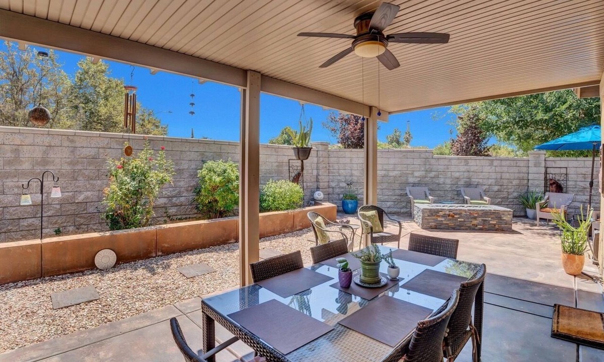 Winchester House | Experience comfort and convenience at this peaceful retreat in French Valley!