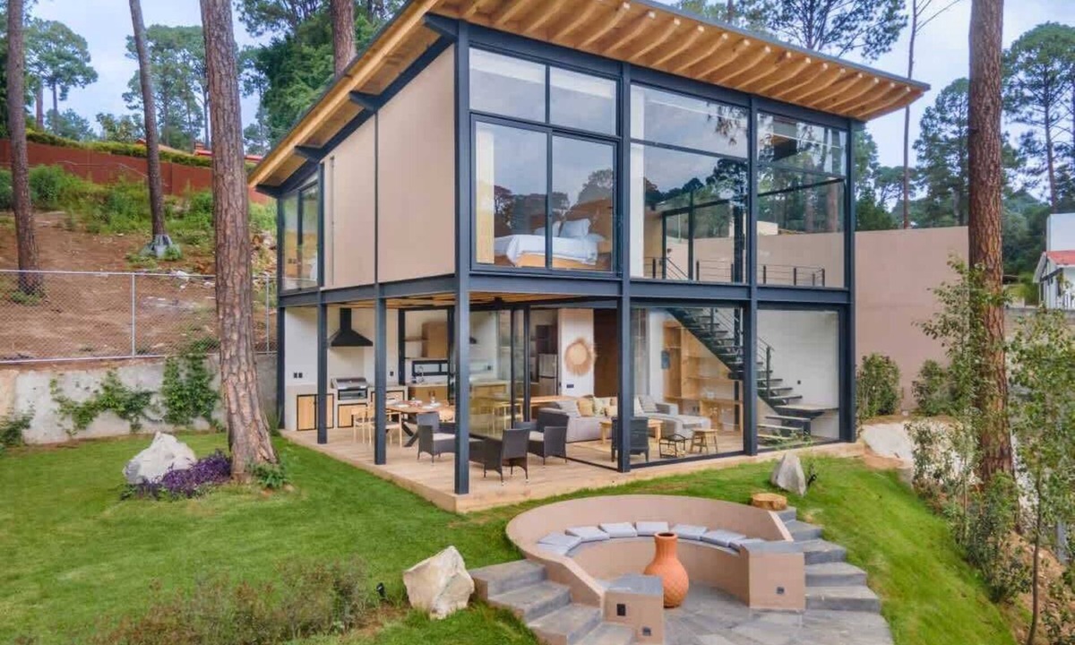 Avandaro House | Family-Friendly House with Private Patio Retreat