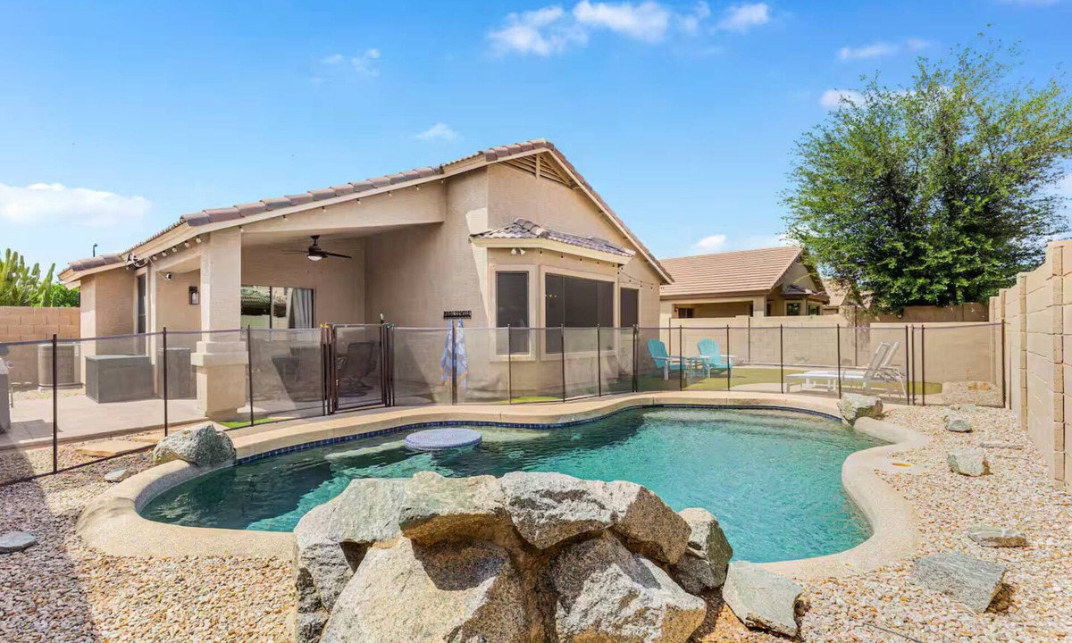 Villages At Queen Creek House | Family Retreat with Private Heated Pool near Golf Course and AZ Athletic Grounds