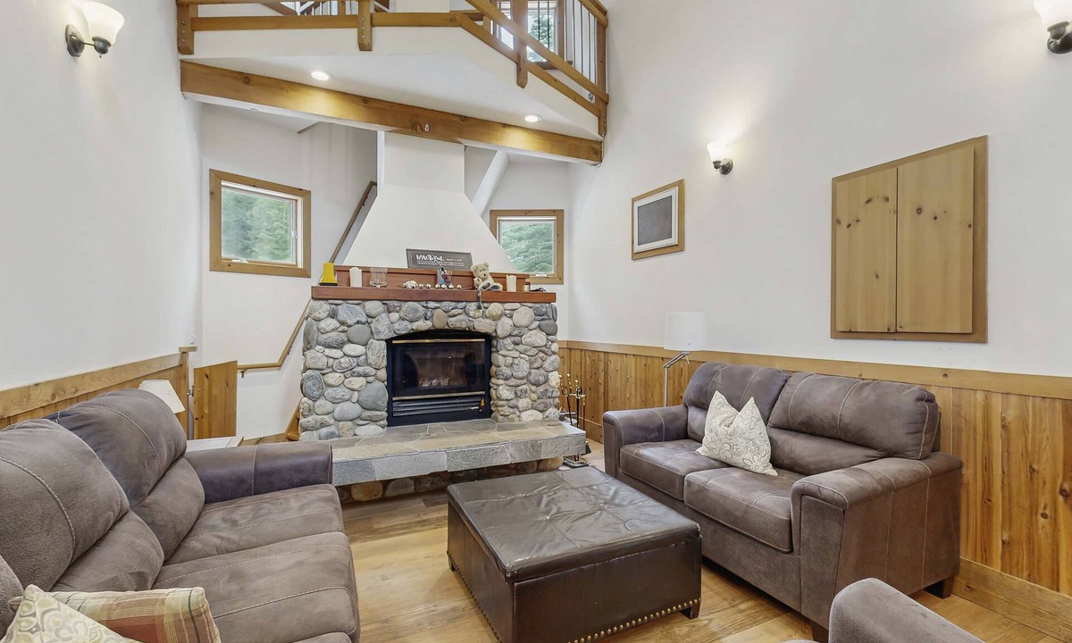 Serene Lakes House | Forest-view home with deck, grill, 2 living areas, fireplace, washer&dryer