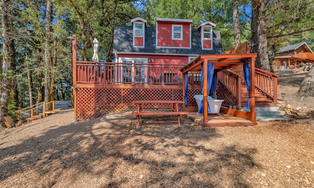 Los Gatos Other | Harlan House, Luxury Homestead
