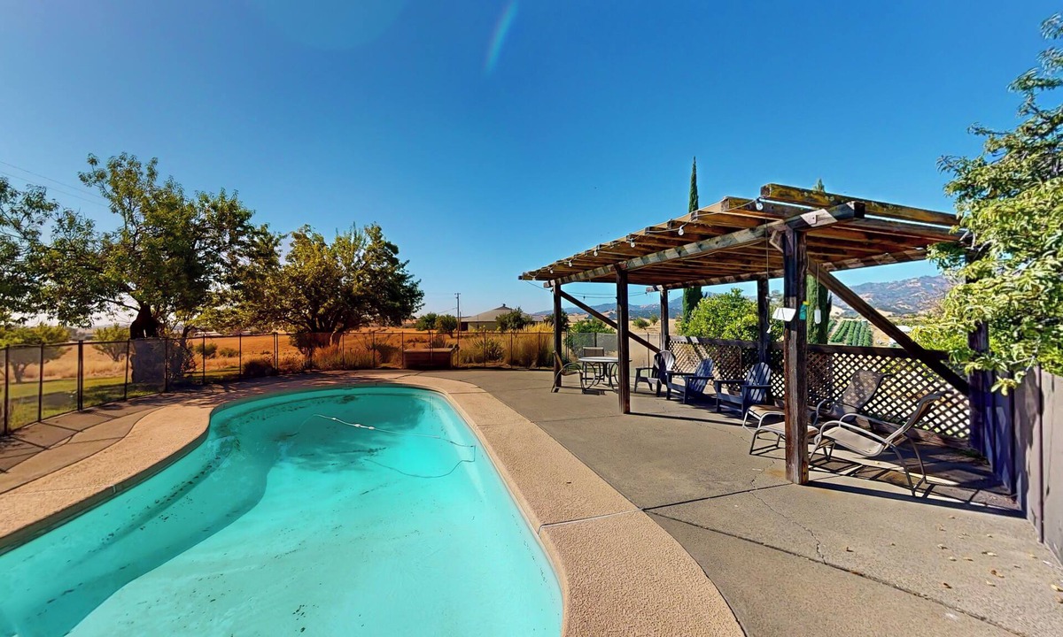 Yolo County House | Hilltop Sierra-View Home: Ranchito Retreat w/Pool
