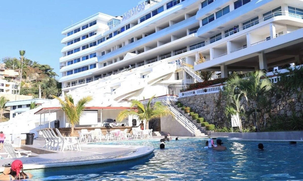 Caleta Hotel | Hotel Aristos Acapulco