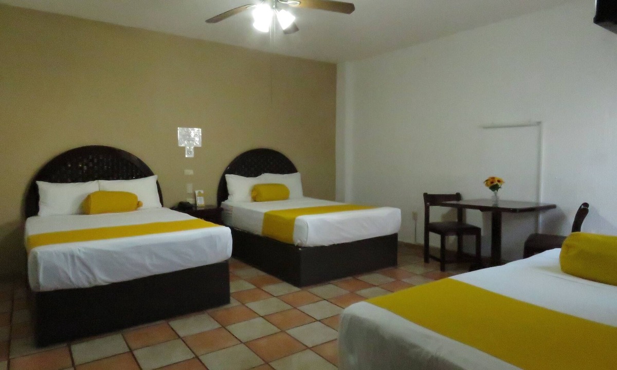 Centro Hotel | Hotel Los Girasoles