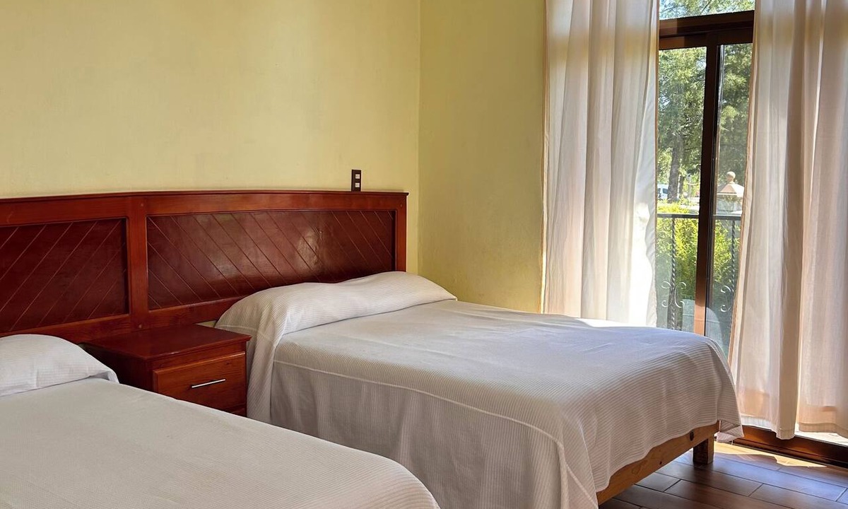 San Miguel Regla Hotel | Hotel Los Prismas