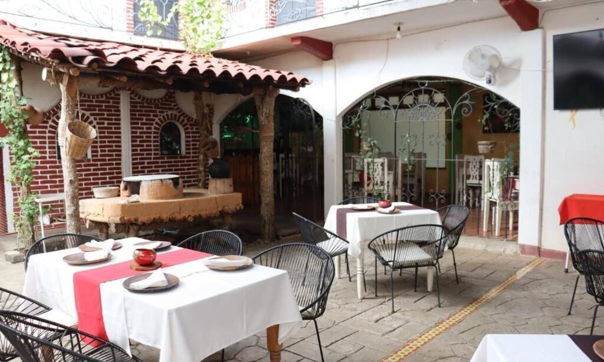 Santos Reyes Nopala Hotel | Hotel Palacio Chatino