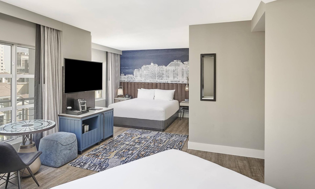 Waterfront Hotel | Hyatt Centric The Pike Long Beach