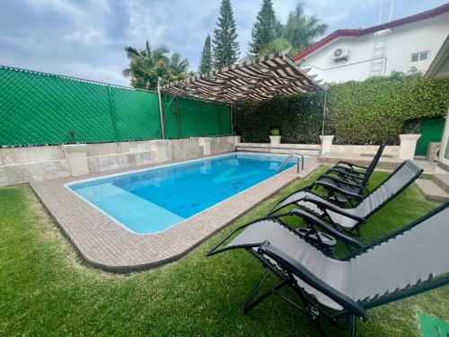 Lomas de Cocoyoc Villa | Increíble Casa en Lomas de Cocoyoc con Alberca