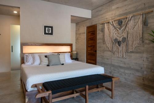 Brisas de Zicatela Hotel | Jiloo Beautiful Oasis in Punta Zicatela 2
