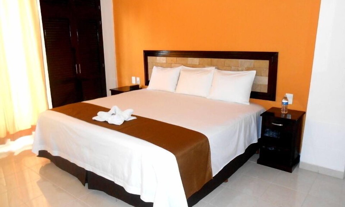 Palenque Hotel | John David