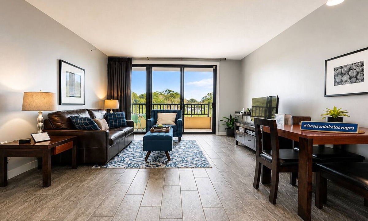 Lake Las Vegas Condo | Lake Las Vegas condo with balcony, lake and golf course view