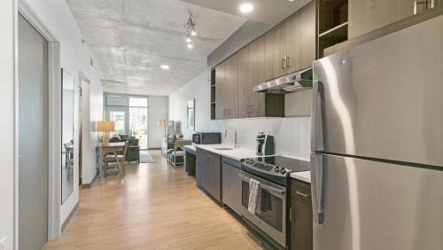 Downtown Tucson Apartment | Landing - Modern Apartment with Amazing Amenities (ID7094X61)