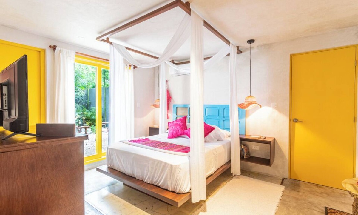Zona Paseo Montejo House | LUúM, AN OASIS WITH A GREAT LOCATION, IDEAL FOR RECONNECTING WITH NATURE.