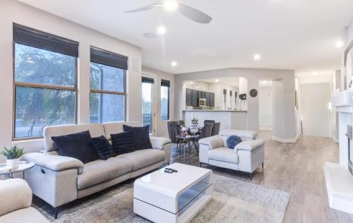 Kierland House | Lux Kierland Greens Condo Overlooks 9th Hole Near Golf