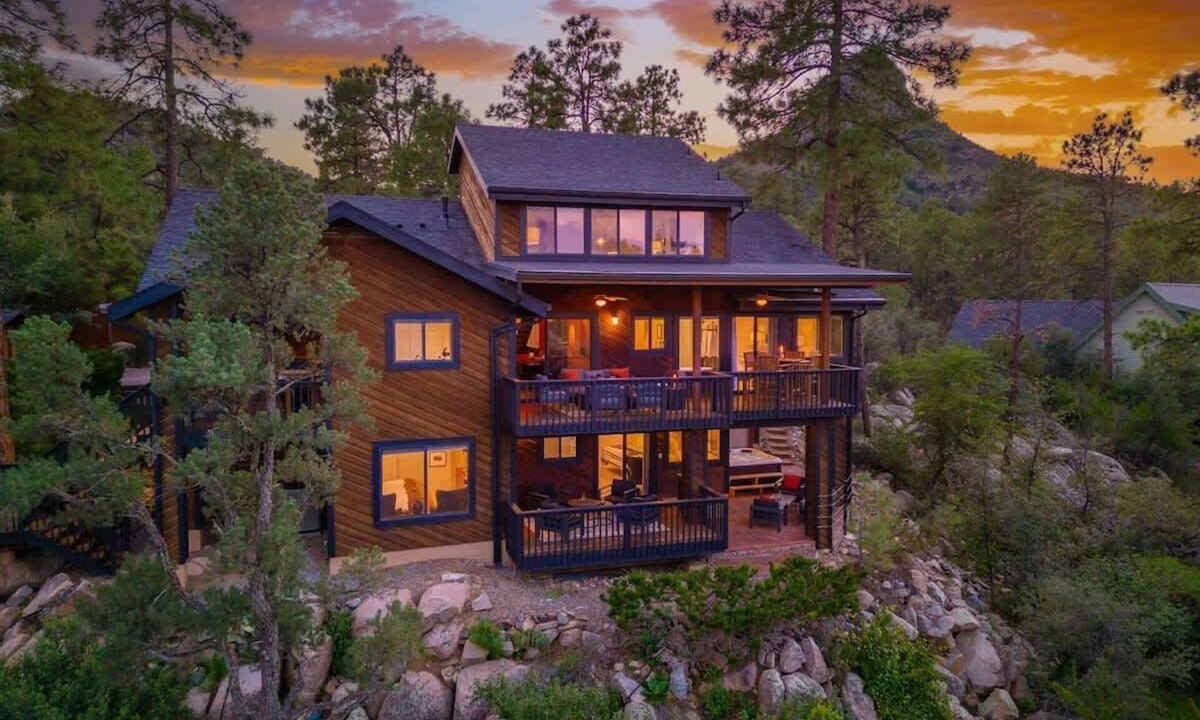 Prescott Cabin | Luxury Prescott Retreat | Casita, Hot Tub & Views