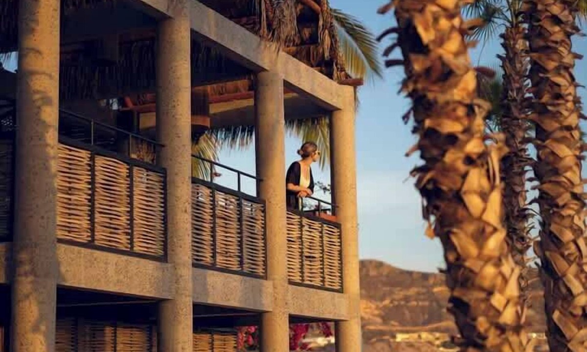 La Paz Condo | Marina View Suite · Beach Club · Housekeeping