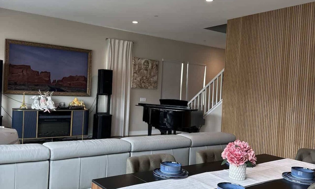 Garden Grove House | Minutes from Disneyland – Modern 4BR Retreat